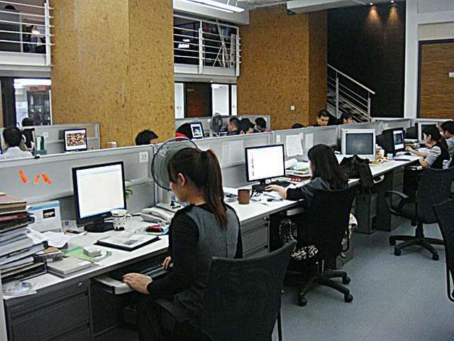 南京LOHEN静电消除器